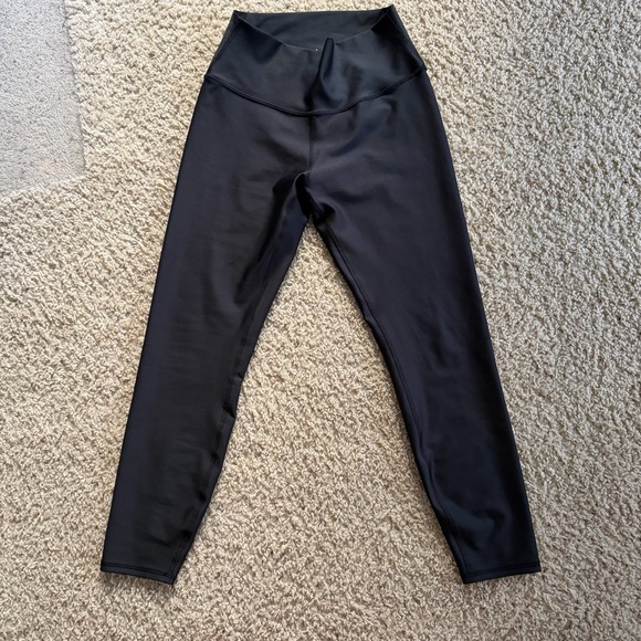 Alo Yoga black leggings - Picture 2 of 5